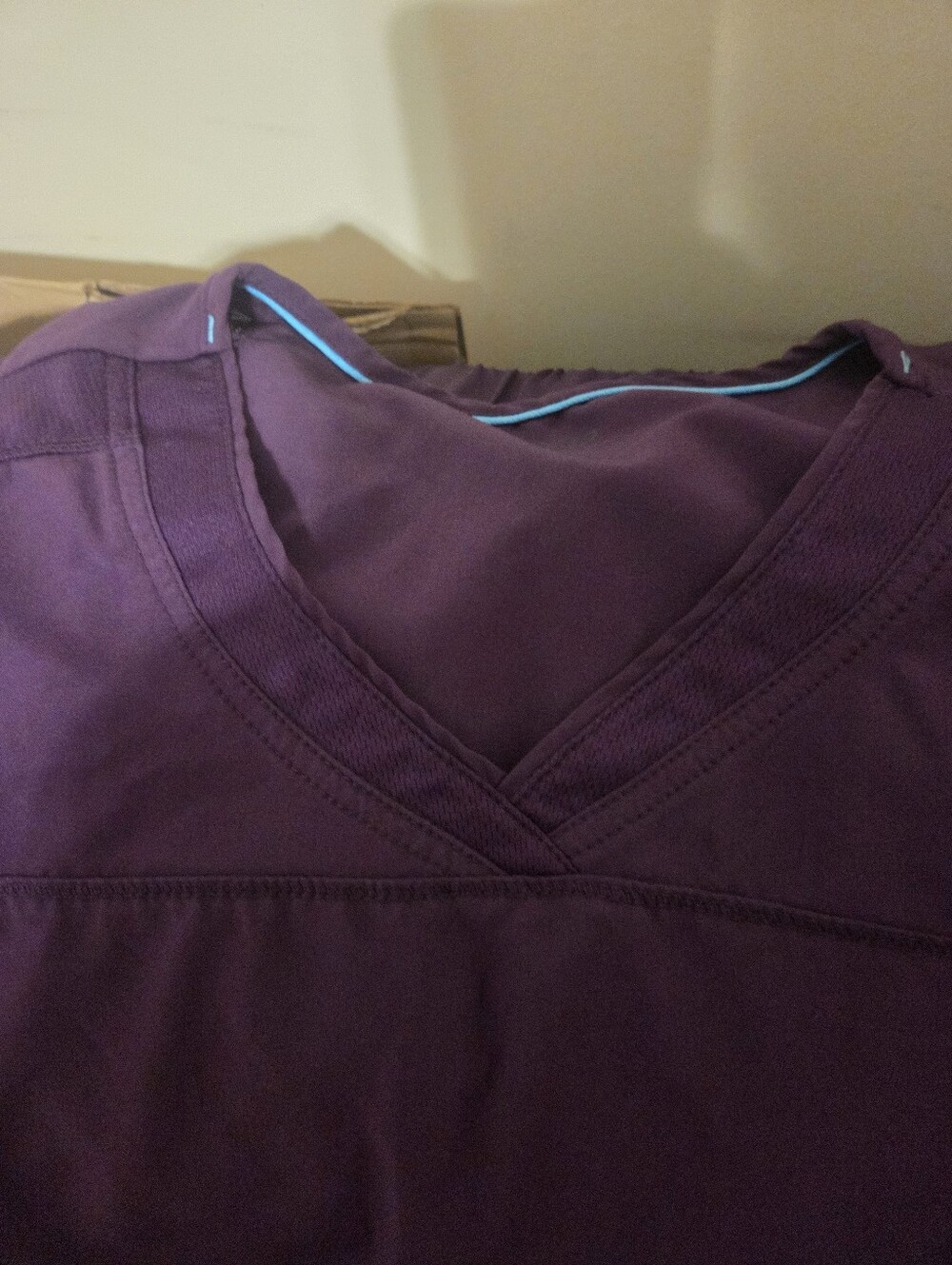 Womens V-Neck Scrub Set. Purple With Turquoise Trim 2x Top And XL pants